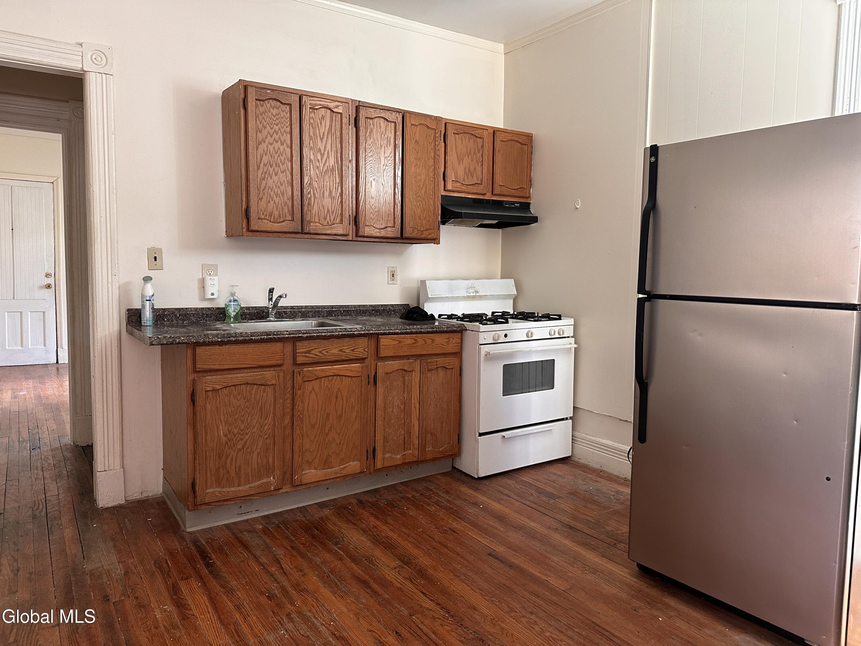 476 2nd Street Albany NY 12206