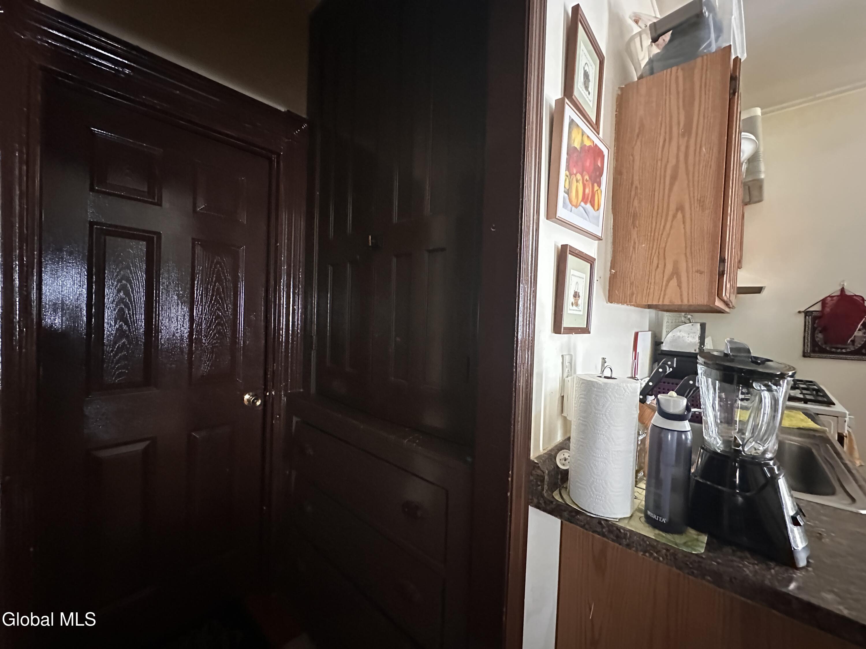 476 2nd Street Albany NY 12206