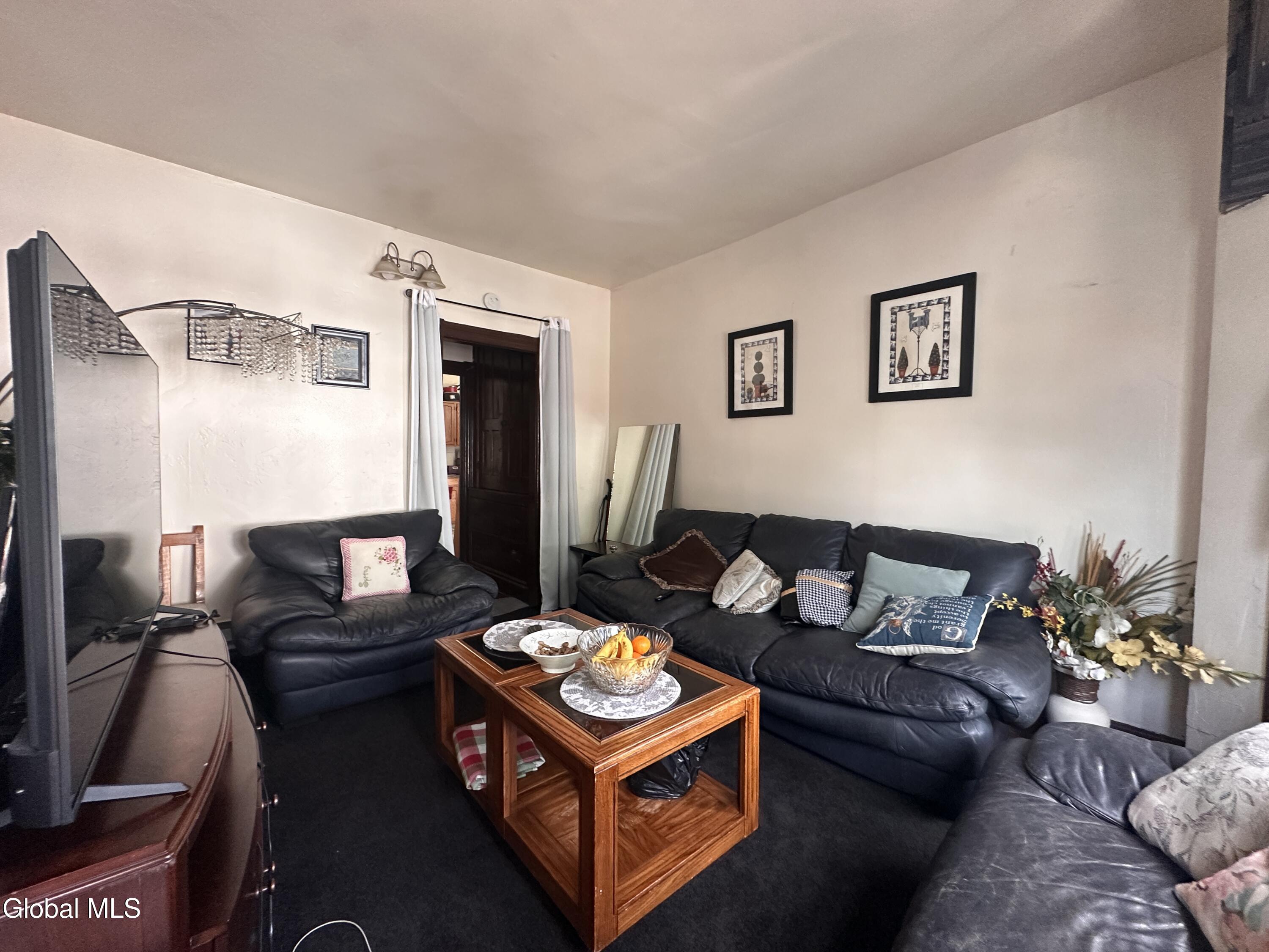 476 2nd Street Albany NY 12206
