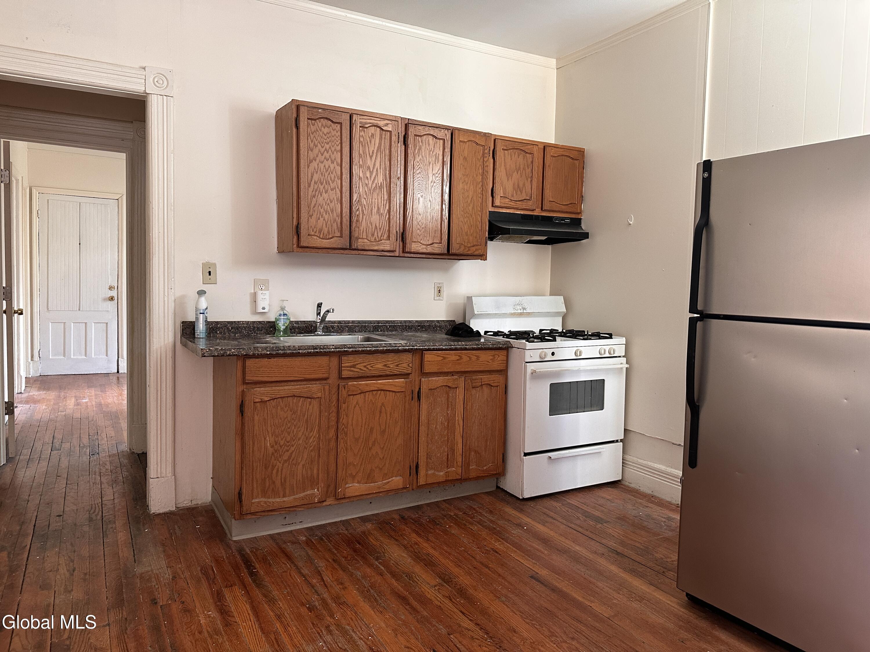 476 2nd Street Albany NY 12206