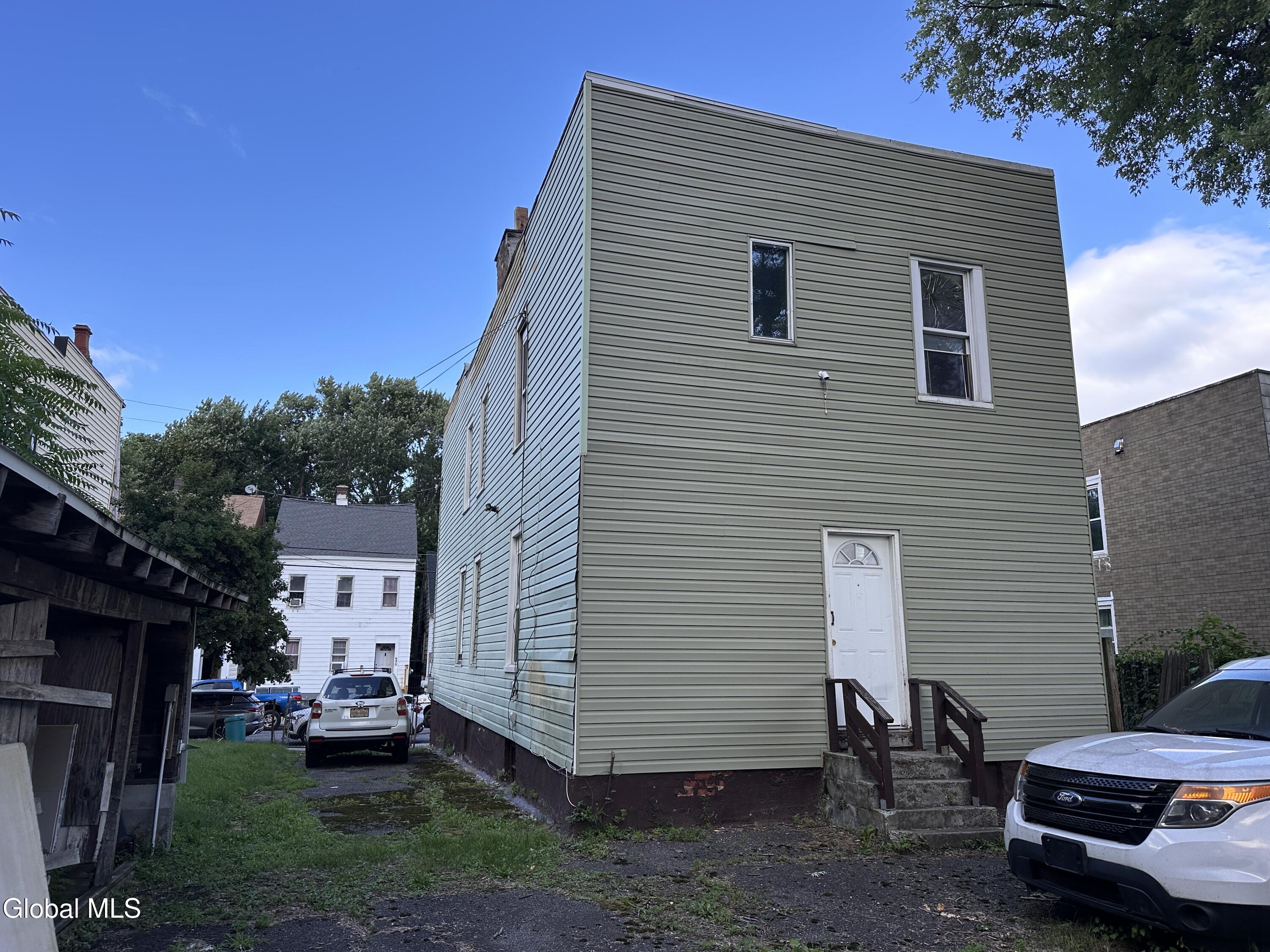476 2nd Street Albany NY 12206