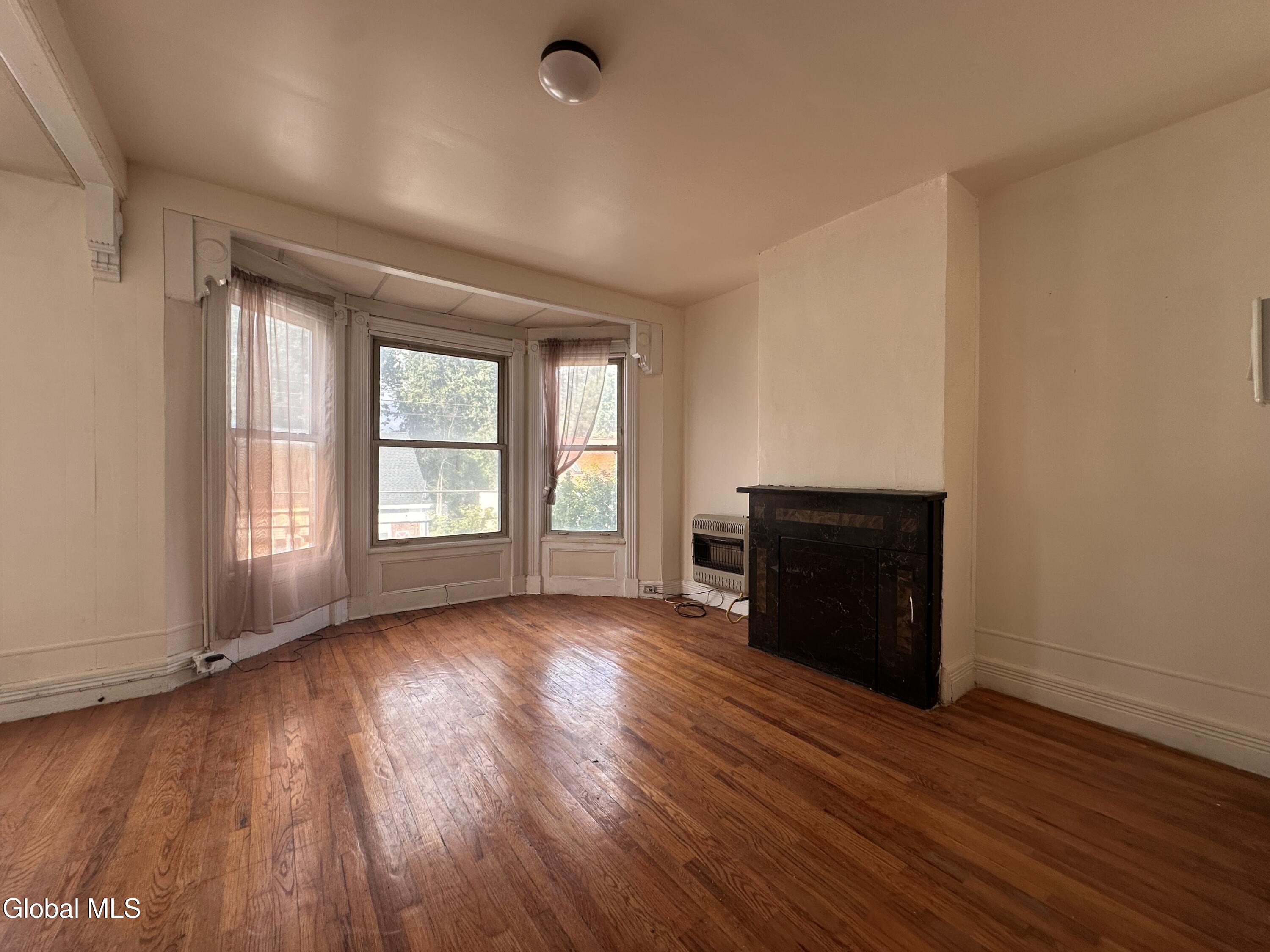 476 2nd Street Albany NY 12206