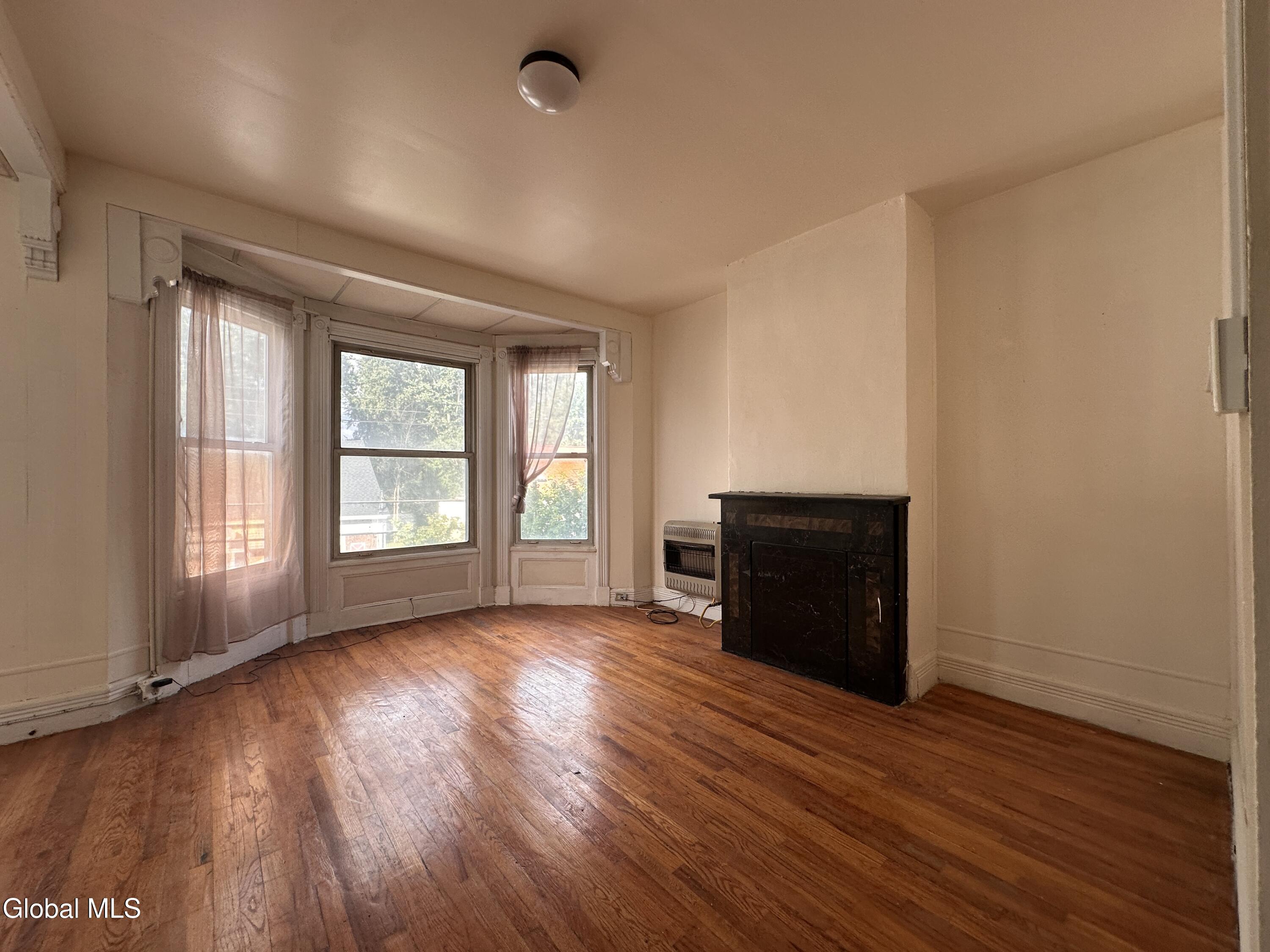 476 2nd Street Albany NY 12206