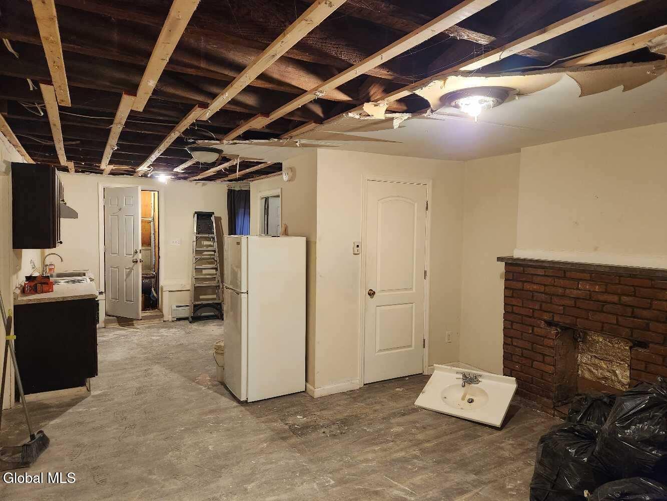284 Lark Street Albany NY 12210