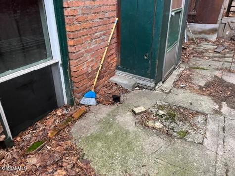 284 Lark Street Albany NY 12210