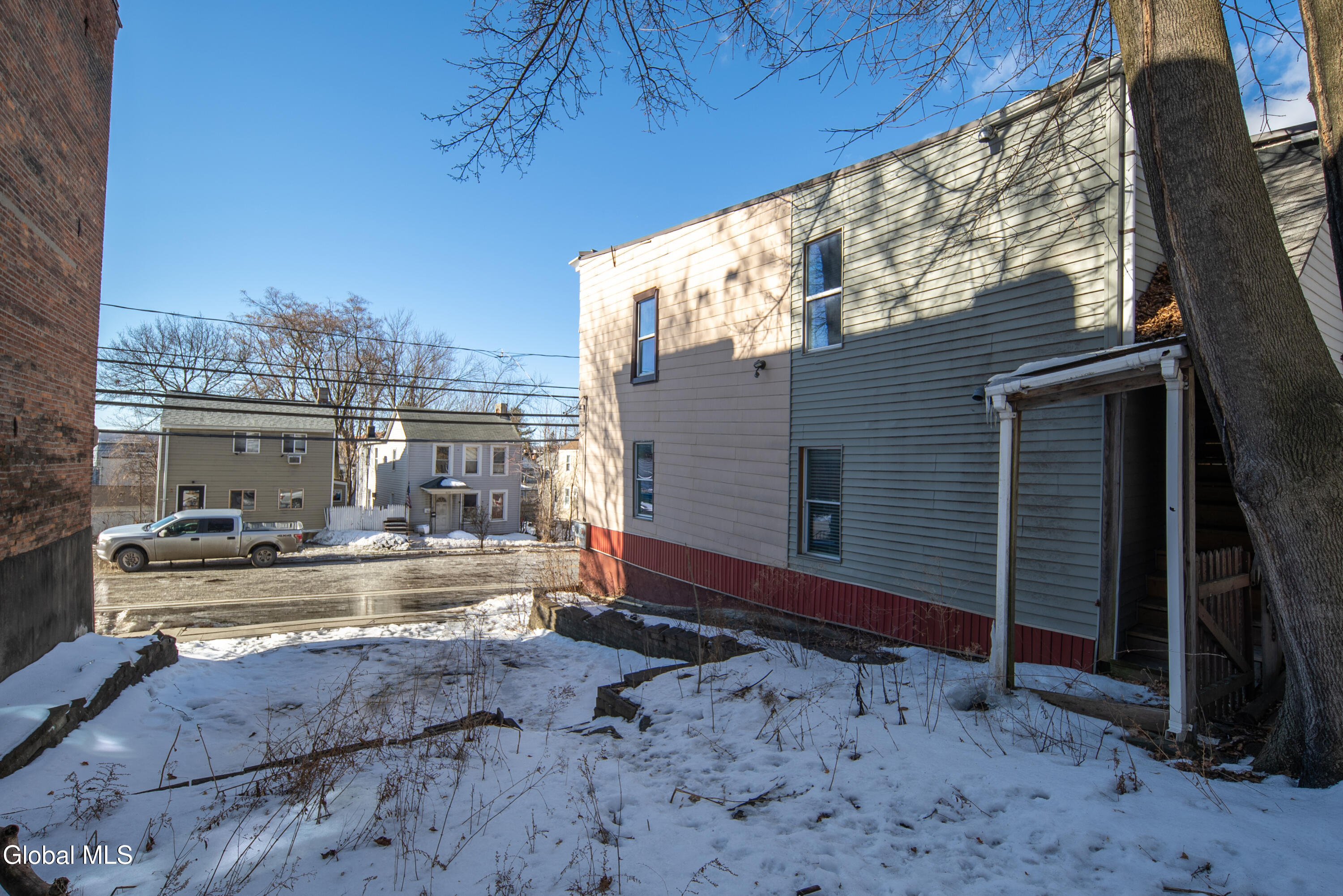 628 4th Street Troy NY 12180