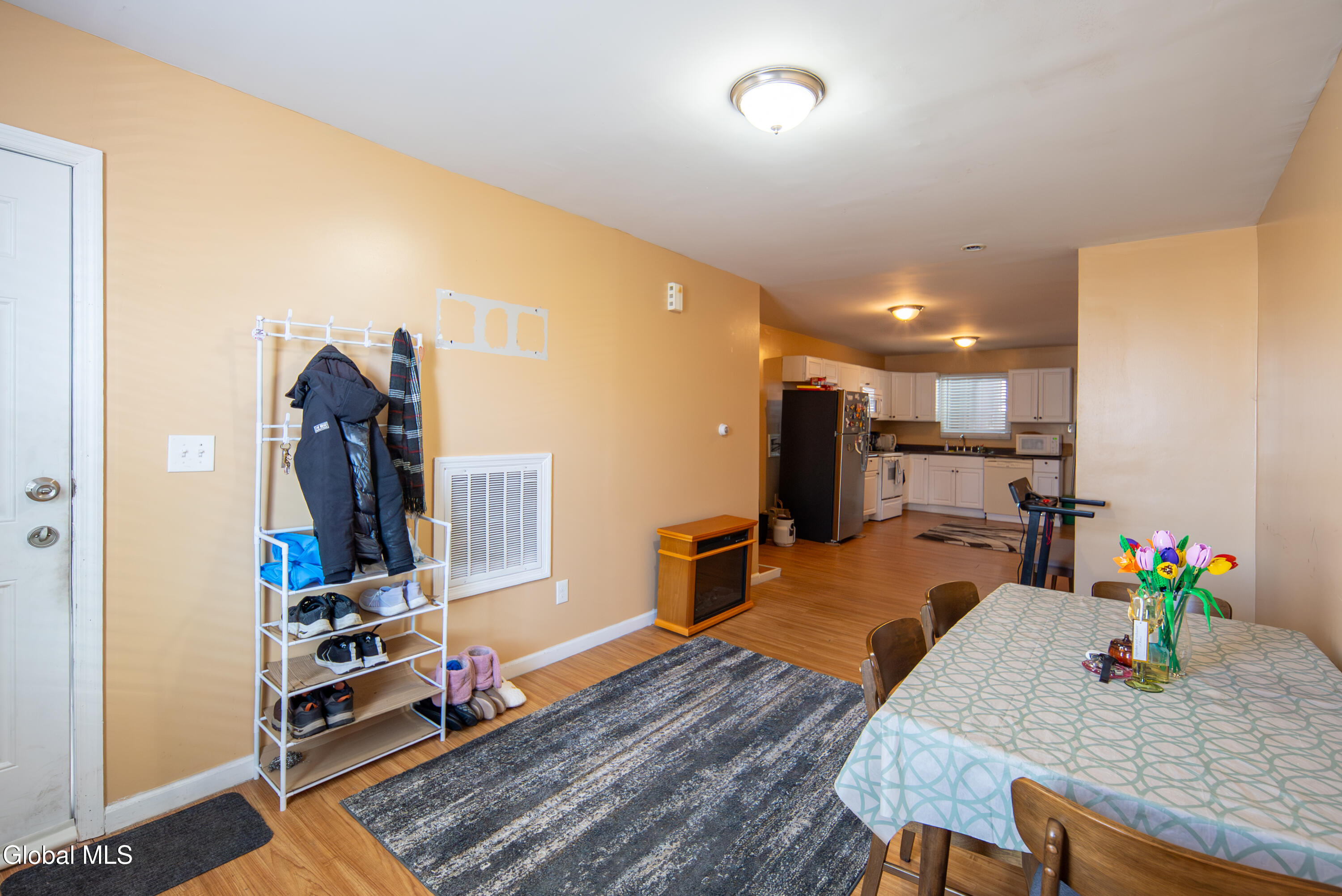 628 4th Street Troy NY 12180
