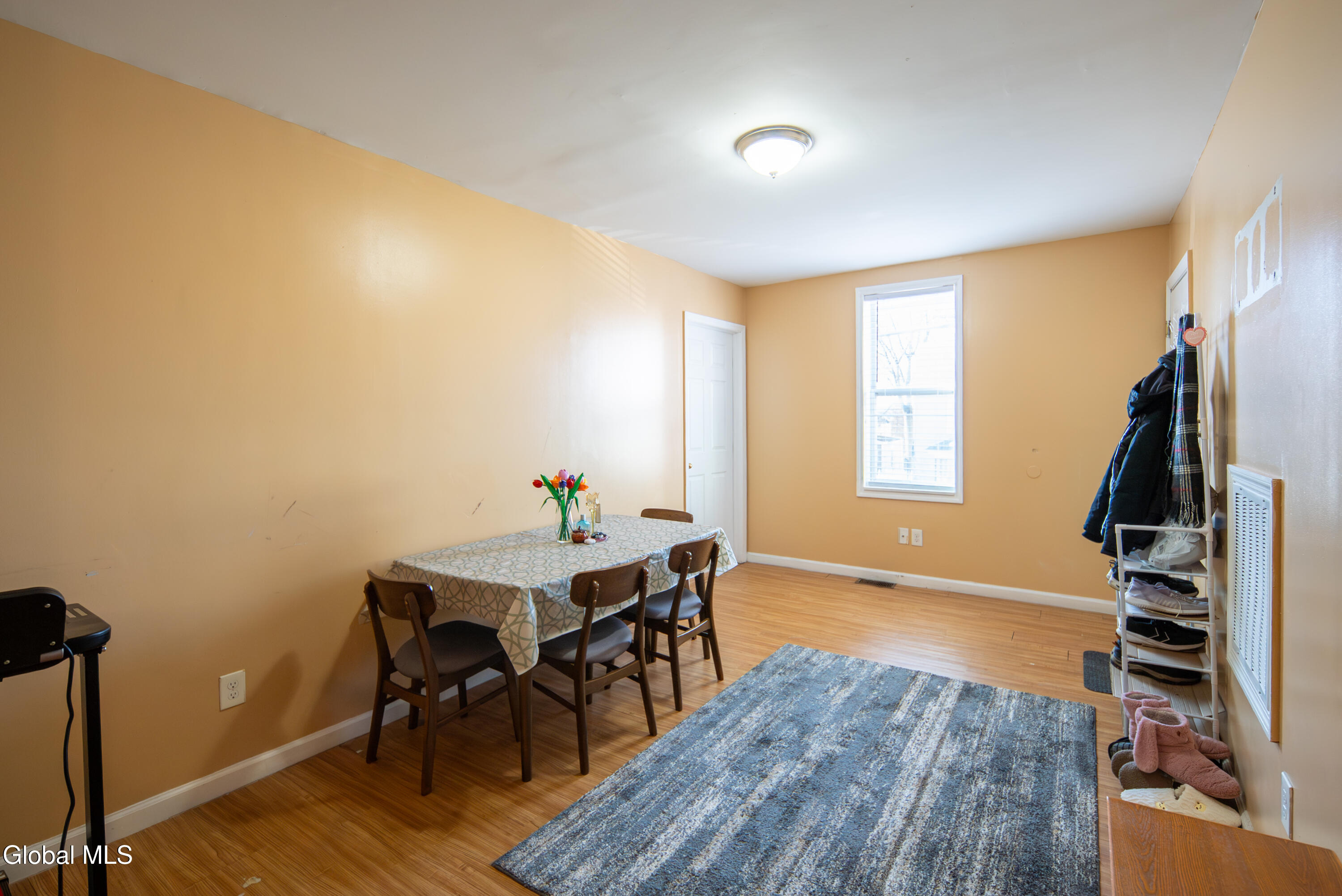 628 4th Street Troy NY 12180