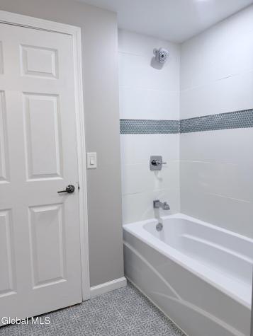2215-2217 5th Avenue Troy NY 12180