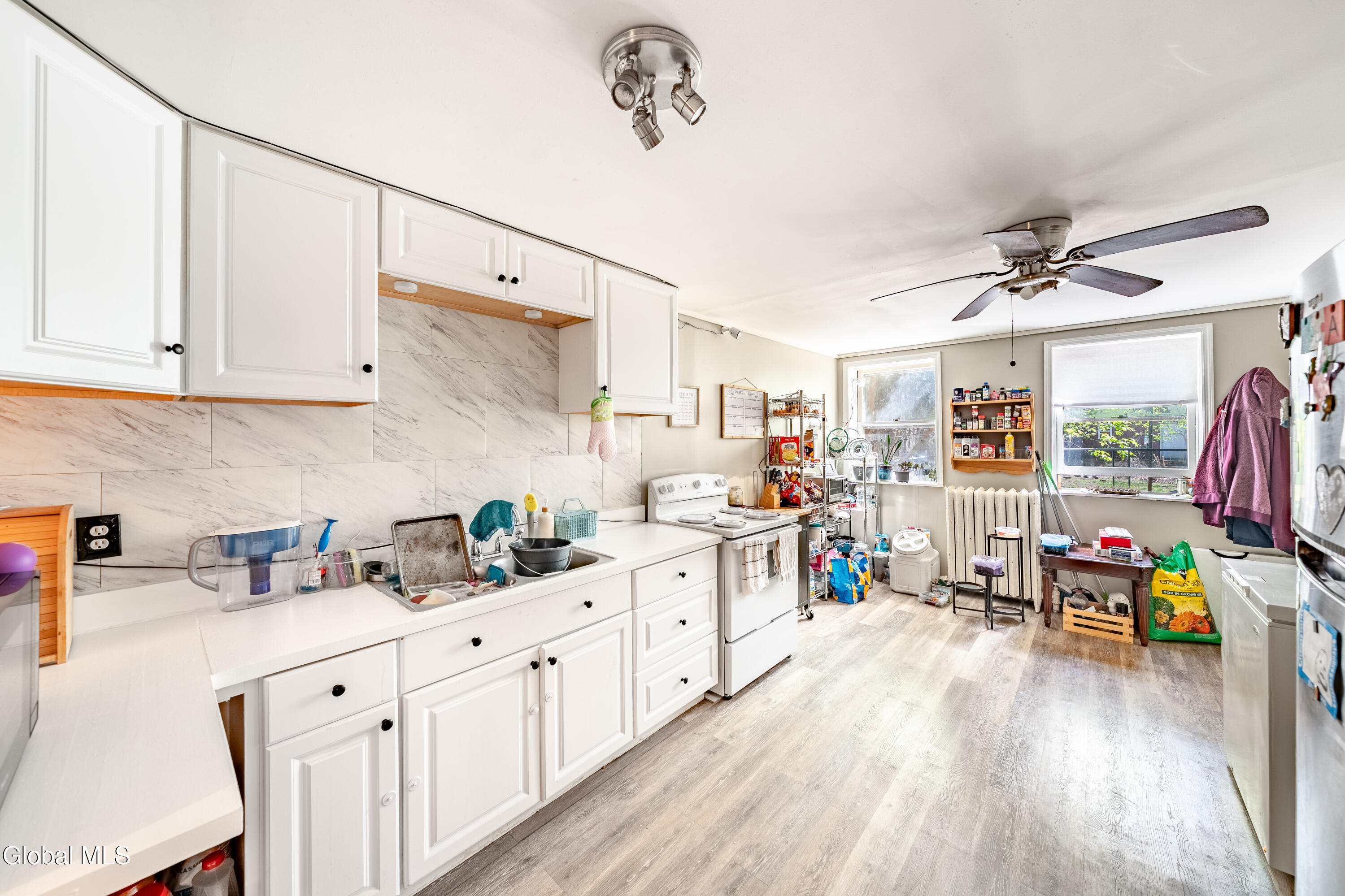 3074 6th Avenue Troy NY 12180
