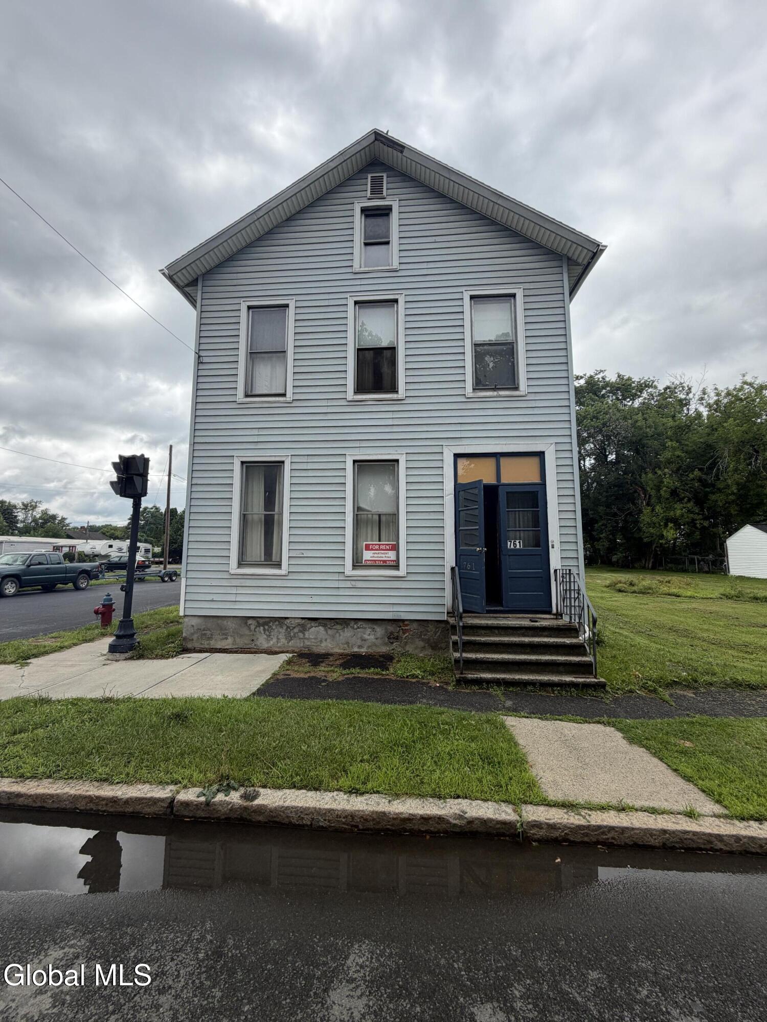 761 2nd Avenue Troy NY 12182