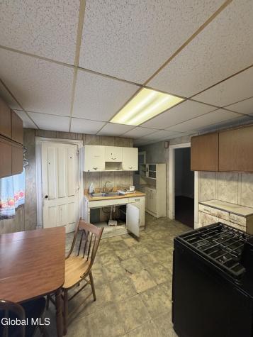 761 2nd Avenue Troy NY 12182