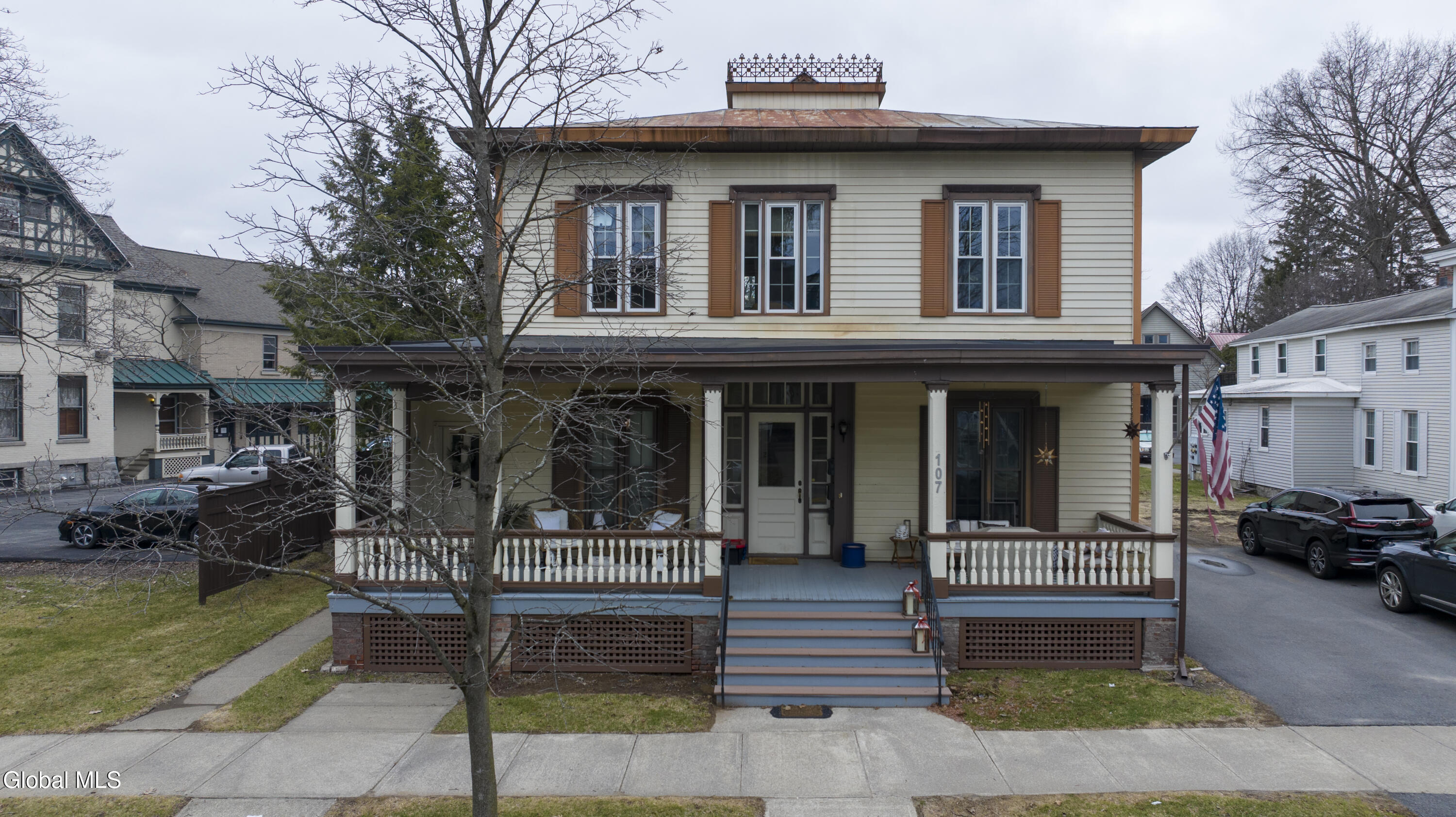 107 Lake Avenue Saratoga Springs NY 12866