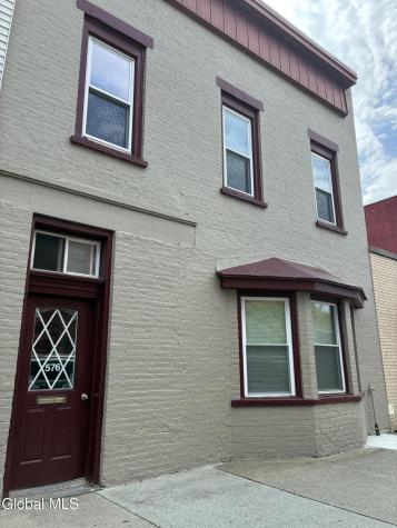 576 2nd Avenue Troy NY 12182