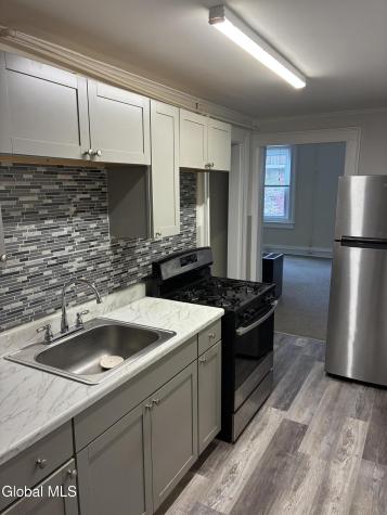 576 2nd Avenue Troy NY 12182