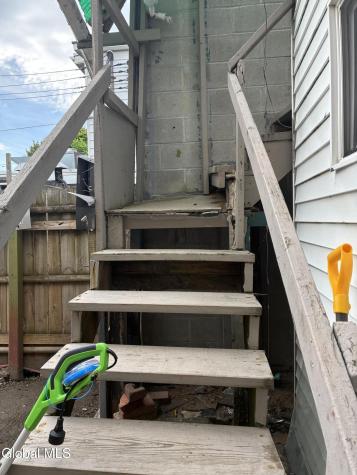 576 2nd Avenue Troy NY 12182