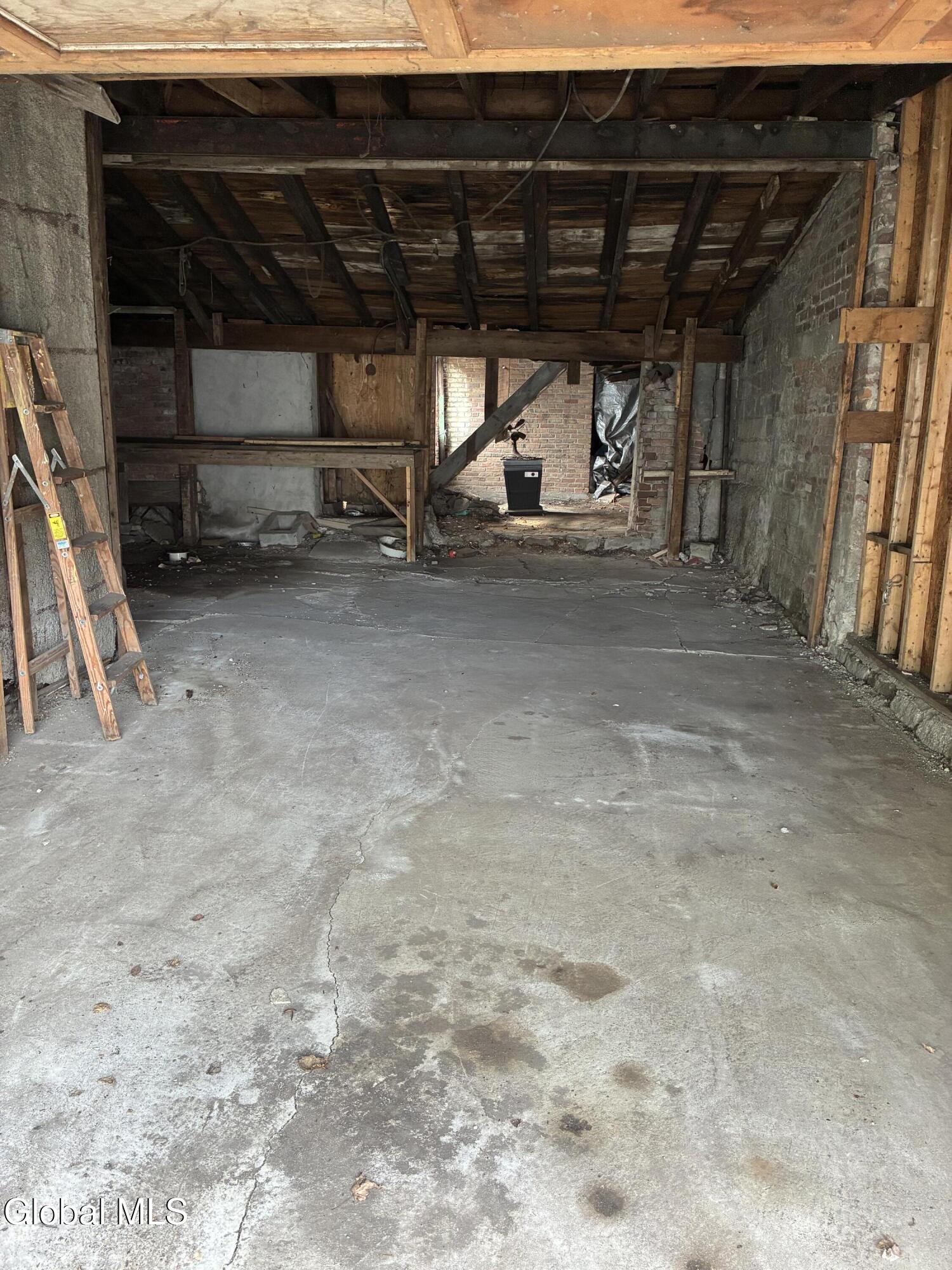 576 2nd Avenue Troy NY 12182