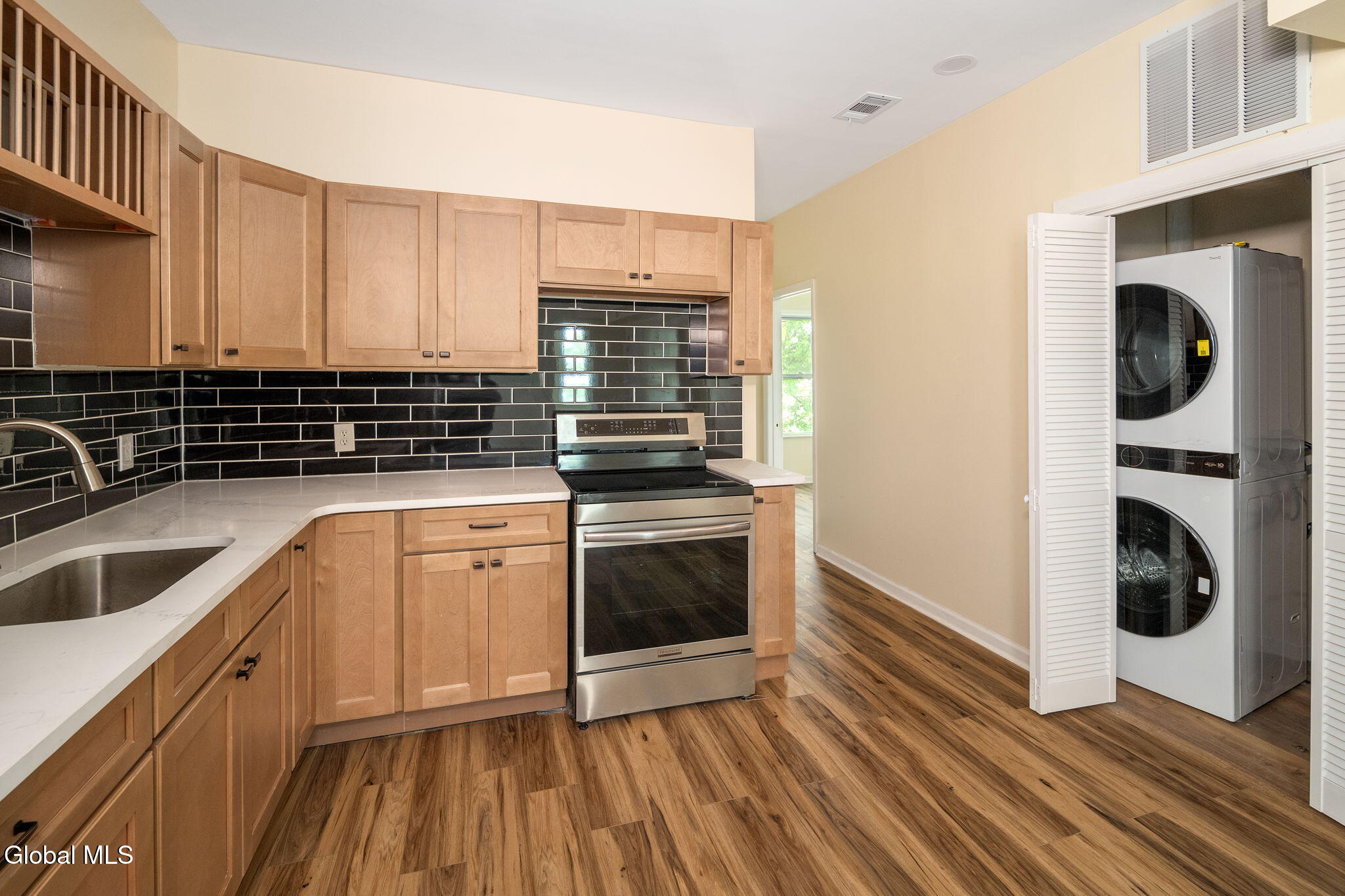 507 Central Avenue Albany NY 12206