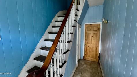 22 Van Derveer Street Amsterdam NY 12010