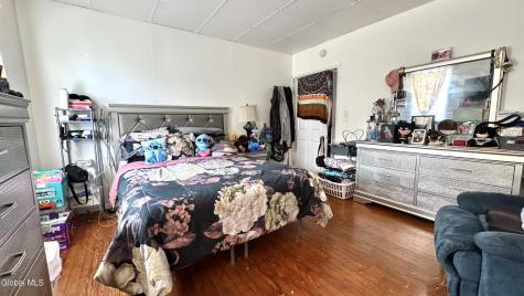 22 Van Derveer Street Amsterdam NY 12010