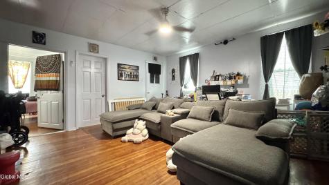 22 Van Derveer Street Amsterdam NY 12010