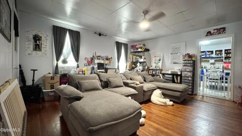 22 Van Derveer Street Amsterdam NY 12010