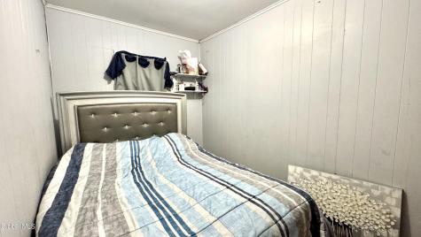 22 Van Derveer Street Amsterdam NY 12010