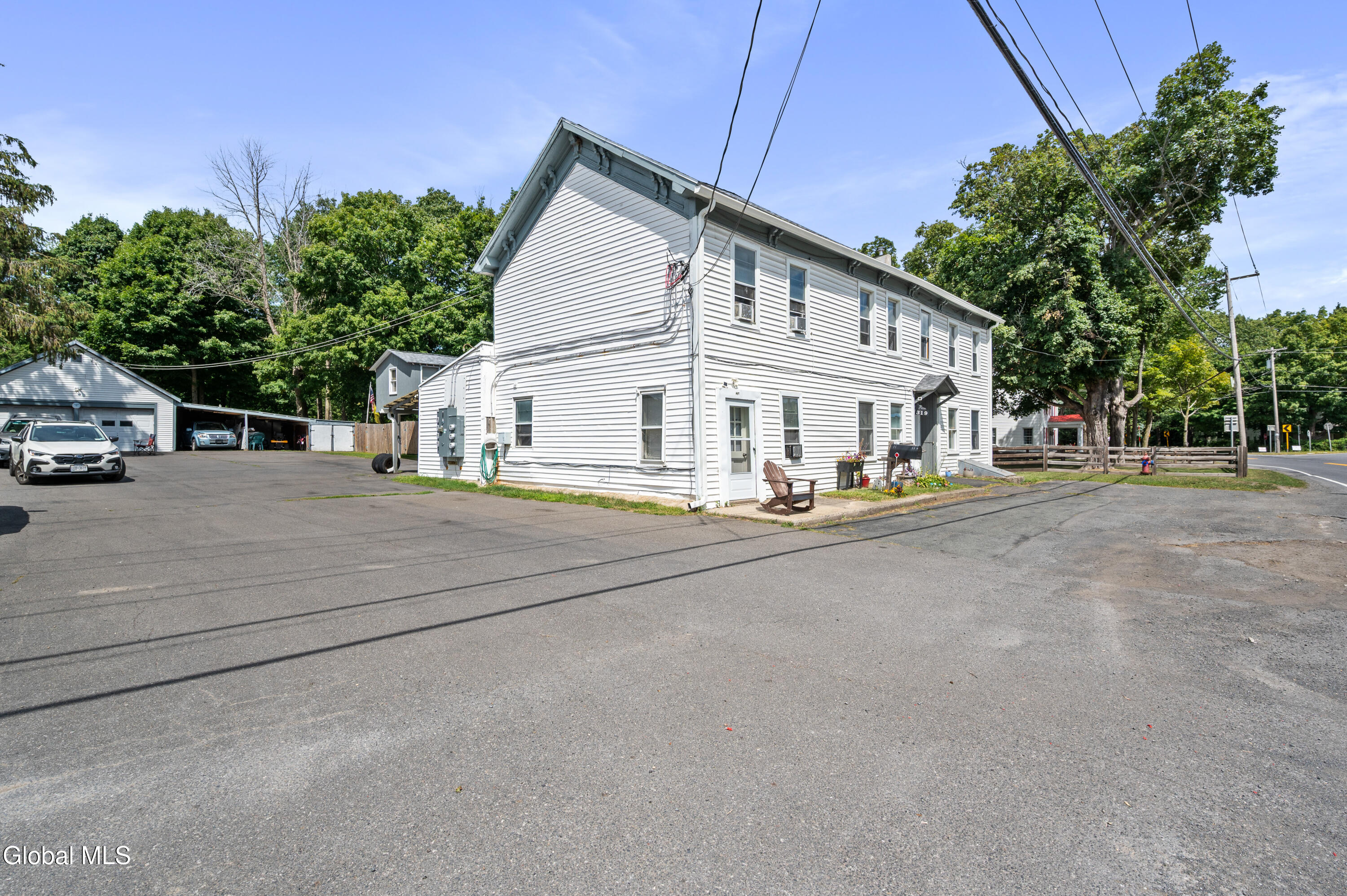319 Speigletown Road Troy NY 12182