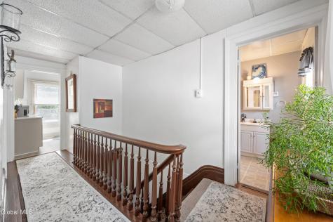 319 Speigletown Road Troy NY 12182