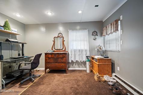 319 Speigletown Road Troy NY 12182