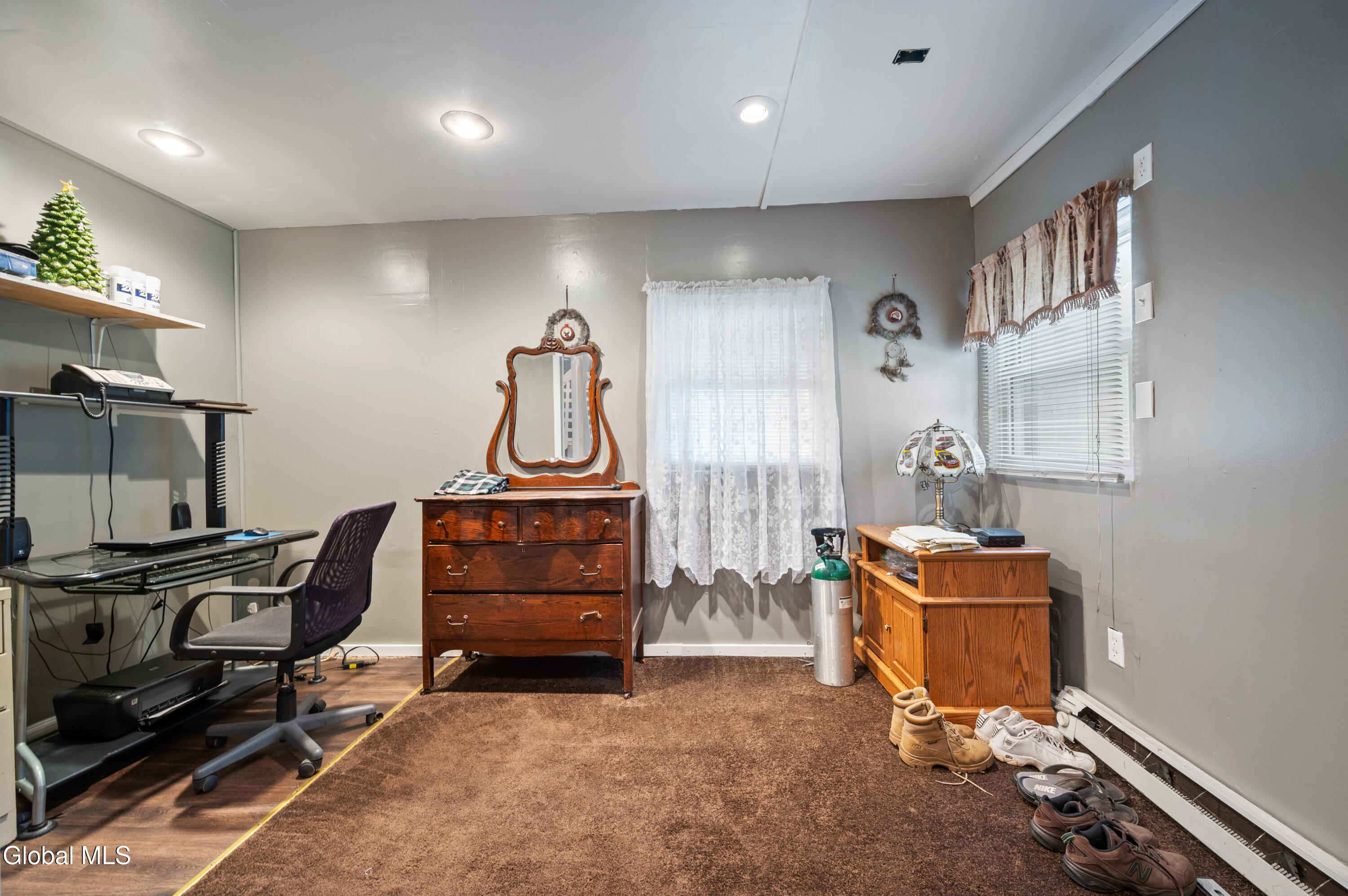 319 Speigletown Road Troy NY 12182