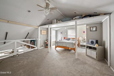 319 Speigletown Road Troy NY 12182