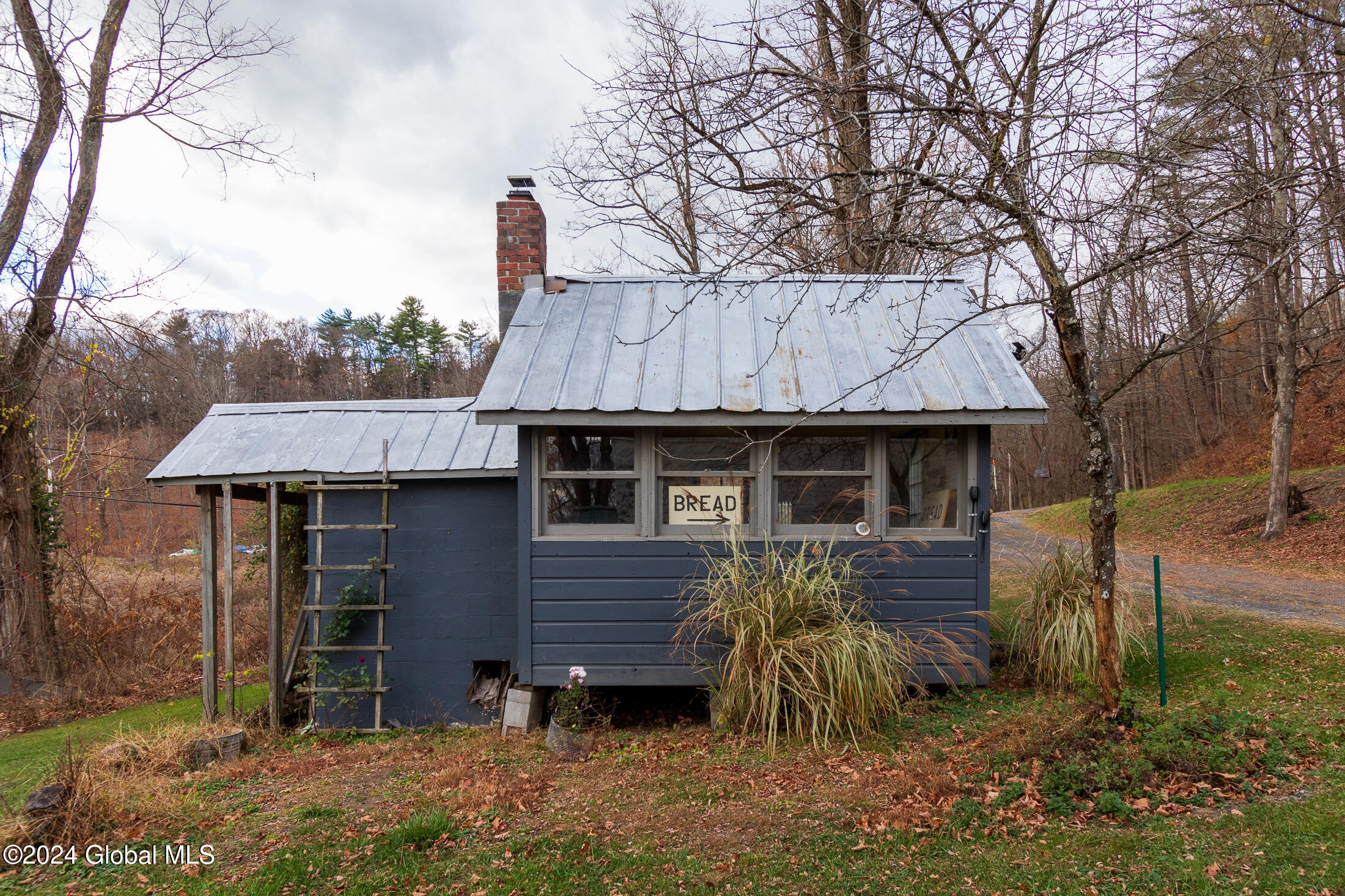 1289 Hurley Mountain Road Hurley NY 12443