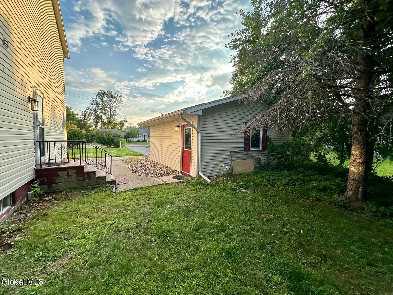 229 Middletown Road Waterford NY 12188