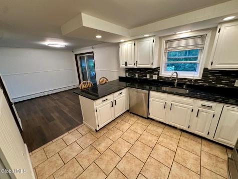 229 Middletown Road Waterford NY 12188