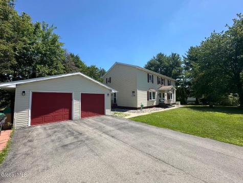 229 Middletown Road Waterford NY 12188
