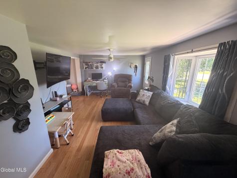 229 Middletown Road Waterford NY 12188