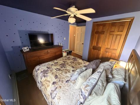229 Middletown Road Waterford NY 12188
