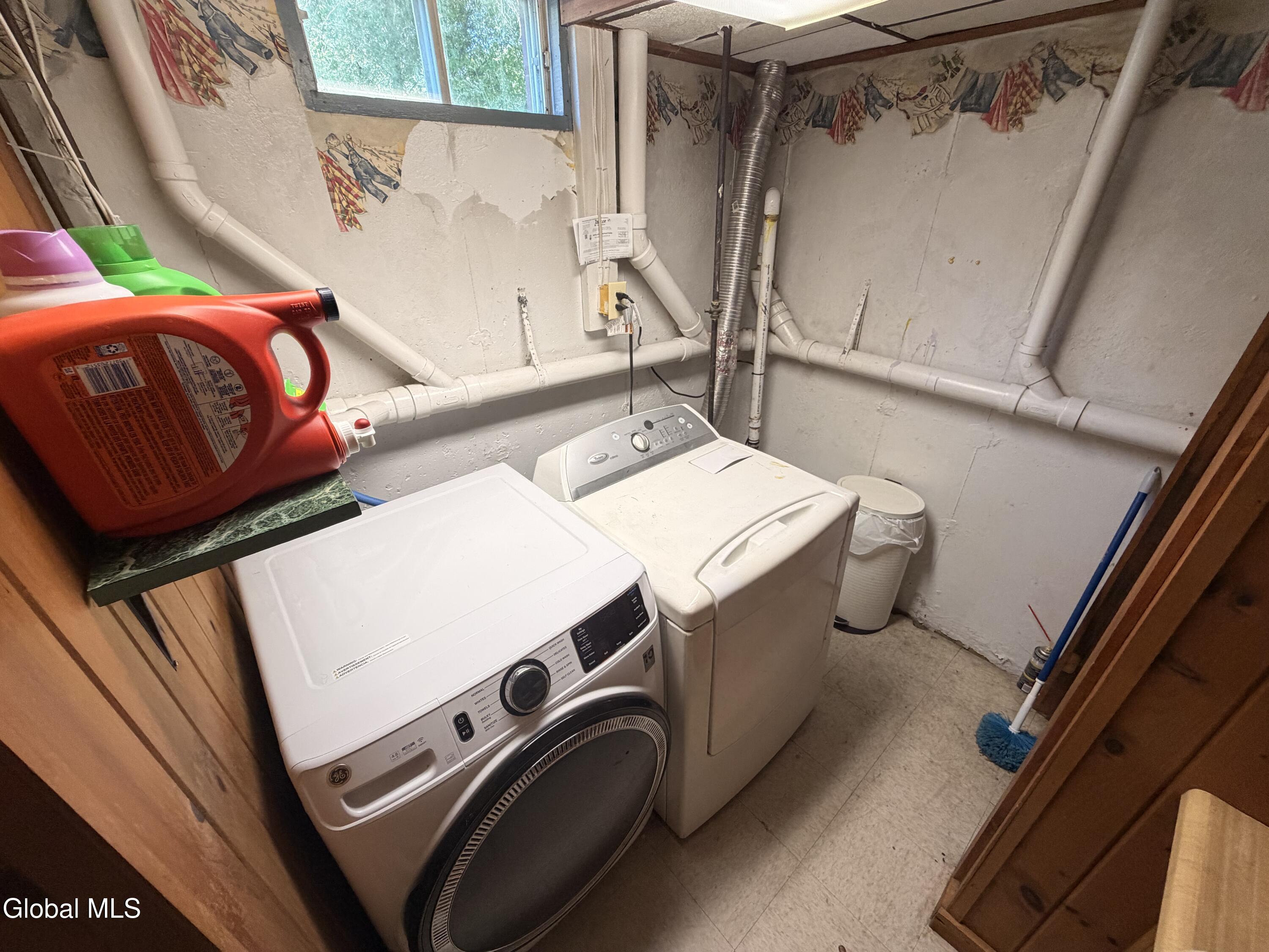 229 Middletown Road Waterford NY 12188