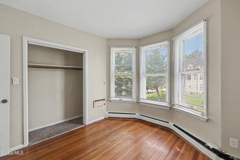 81 N Allen Street Albany NY 12203