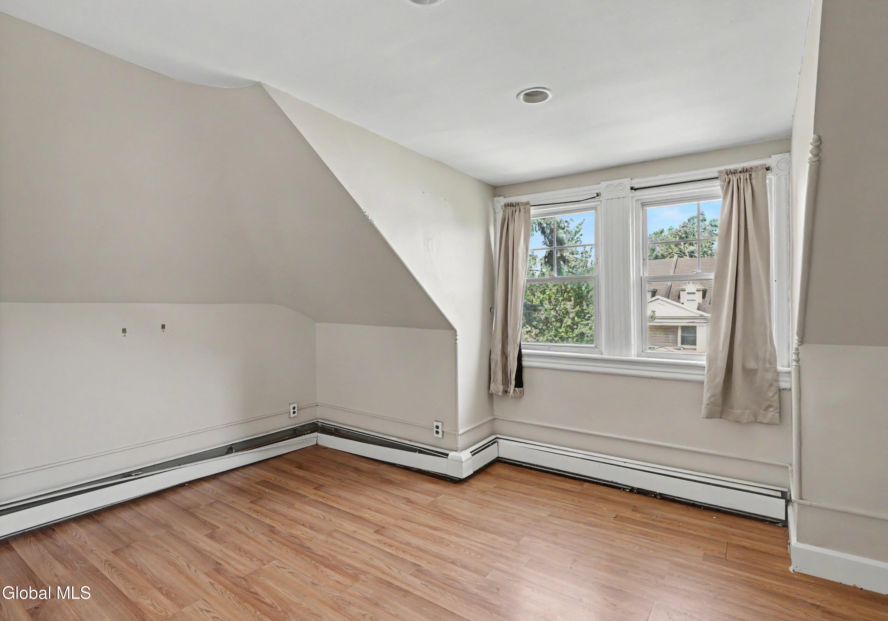 81 N Allen Street Albany NY 12203