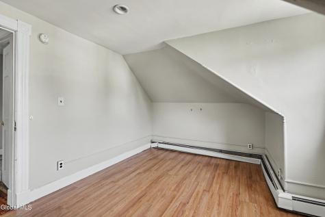 81 N Allen Street Albany NY 12203