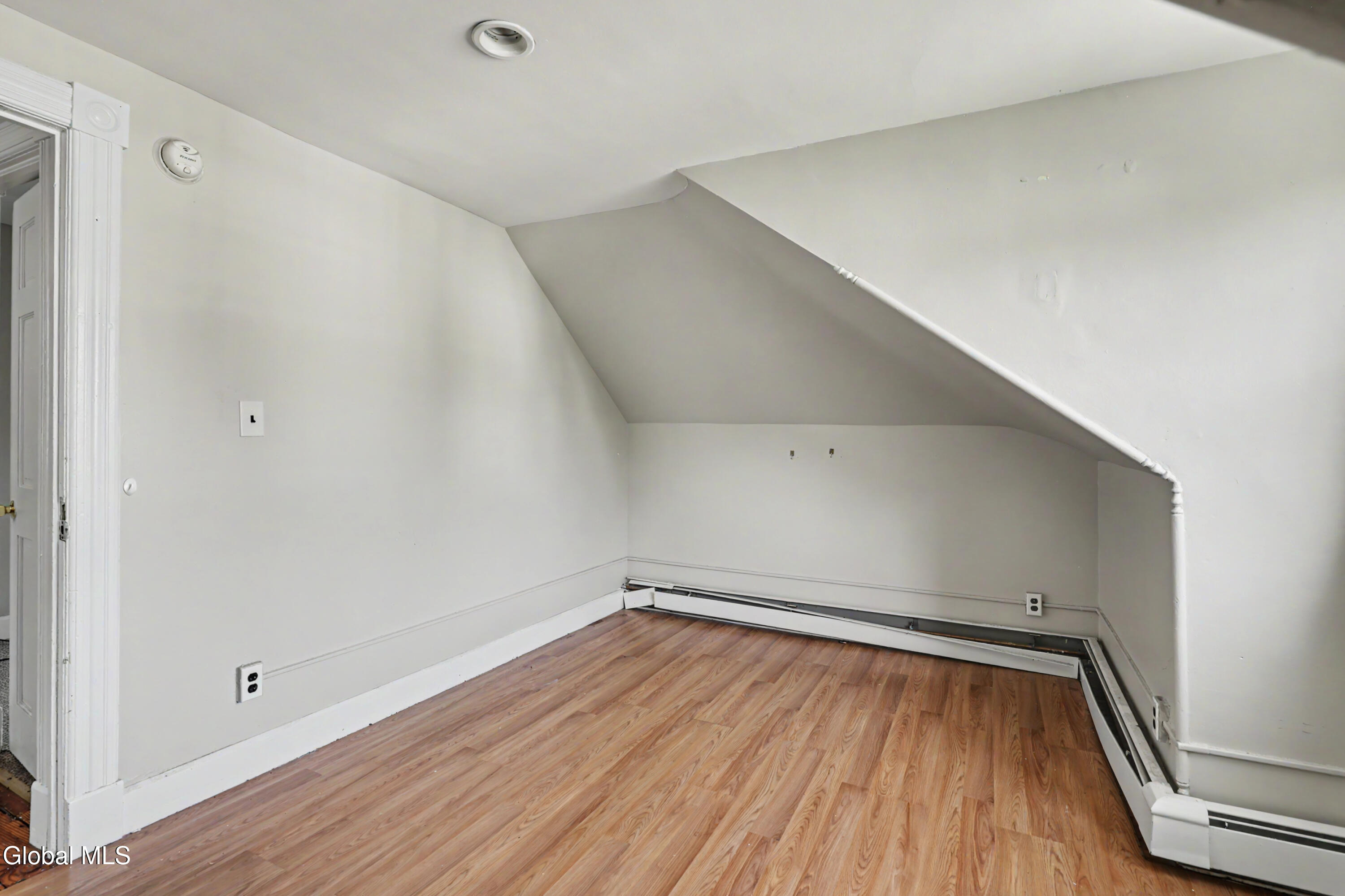 81 N Allen Street Albany NY 12203