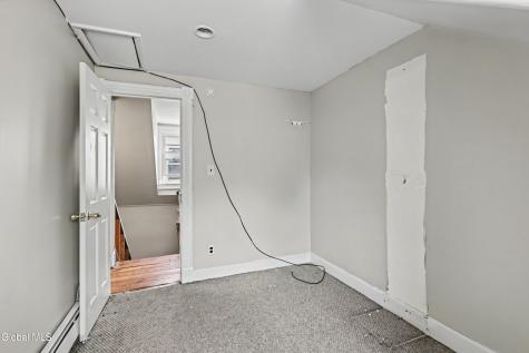 81 N Allen Street Albany NY 12203