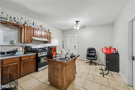 81 N Allen Street Albany NY 12203