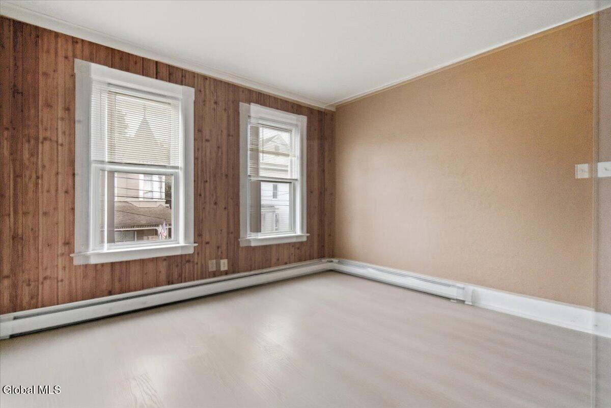 48 Storrie Street Amsterdam NY 12010