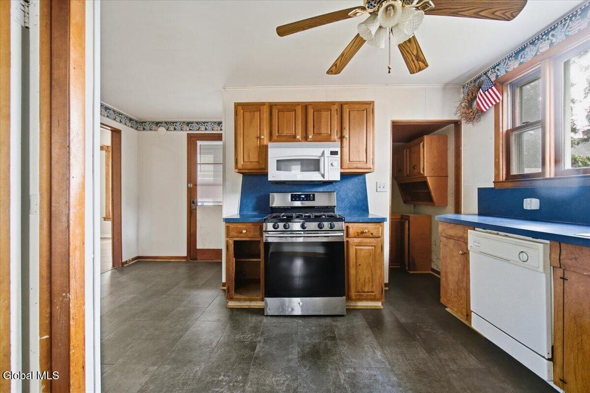 48 Storrie Street Amsterdam NY 12010