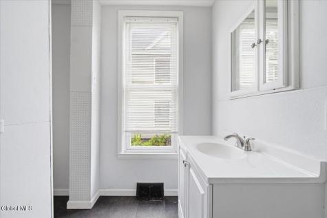 48 Storrie Street Amsterdam NY 12010