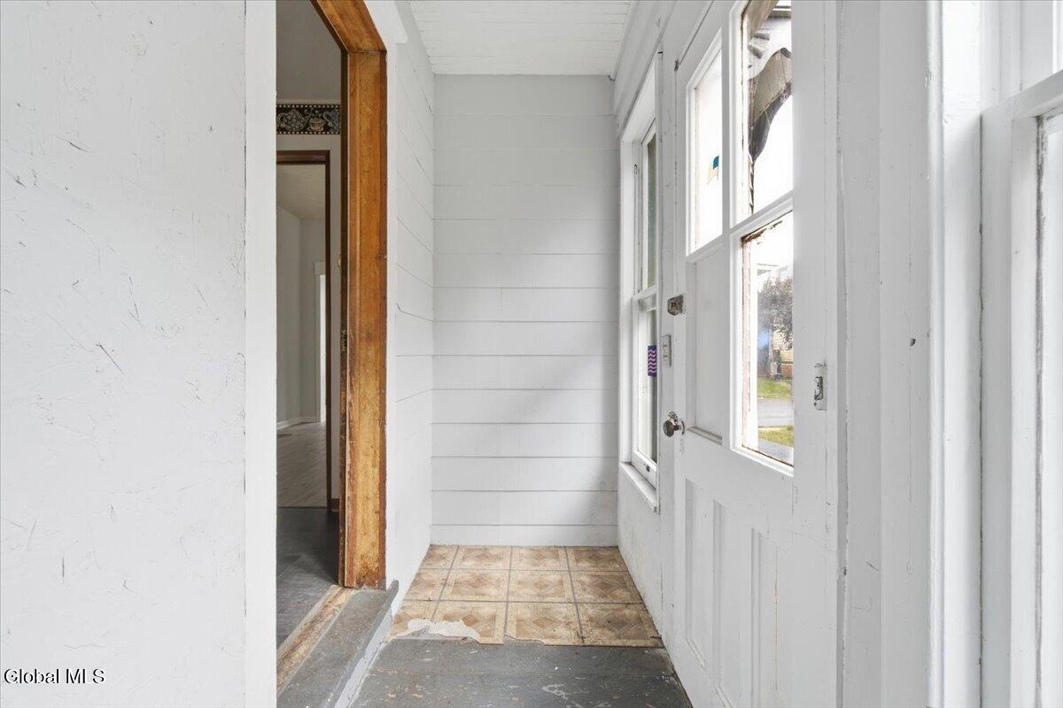 48 Storrie Street Amsterdam NY 12010