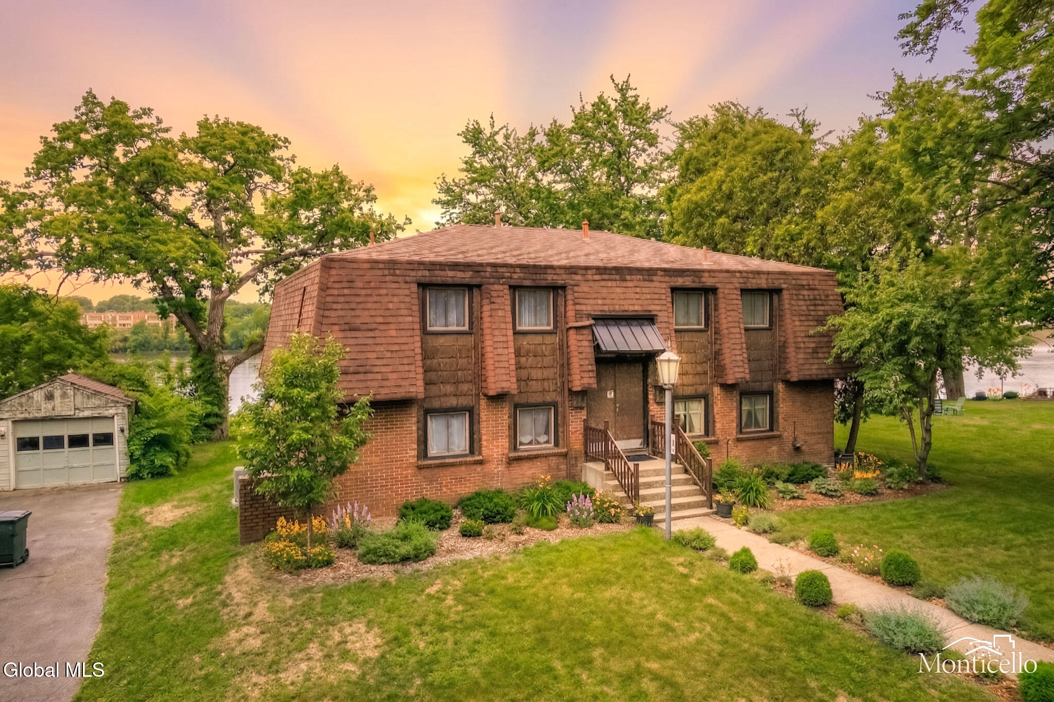 31 Riverside Avenue Rensselaer NY 12144